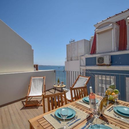 Central & Stylish 2 Bedroom Apartment W/ Balcony Cascais Esterno foto